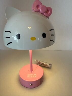 Hello Kitty White Head Lamp with Pink Bow and Base